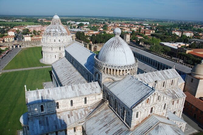 PRIVATE Full-Day Tour of Pisa, San Gimignano and Siena from Florence - A private Tuscany loop: Pisa, San Gimignano and Siena in one day