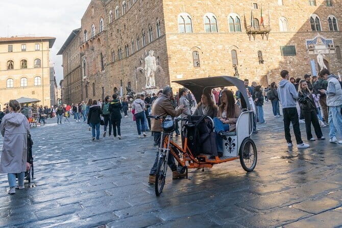 Private Half-Day Tour of Pisa from Florence - Return to Florence: Arno River Views and a Calm Finish