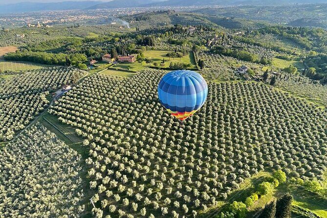 Private Hot Air Balloon ride in Tuscany countryside from Chianti - Private for up to 2, with a small maximum on the day