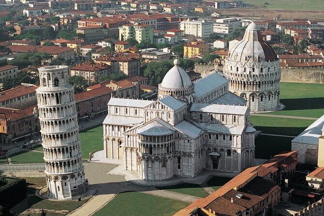 Private Pisa and Lucca Half Day Tour from Florence - Key points before you go
