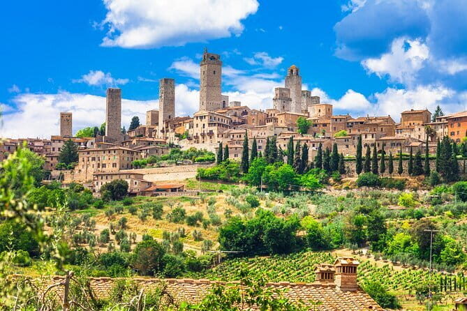 Private Siena San Gimignano Tour from Florence with Winery Lunch - Contrada churches and museums: what “local identity” looks like in practice