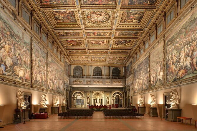 Private Tour: Florence Walking Tour with Palazzo Vecchio - Piazza della Repubblica start: the easiest place to orient