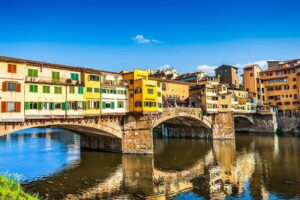 Private Tour: Florence Walking Tour with Palazzo Vecchio - Ponte Vecchio on foot: the famous bridge, in a human time slot