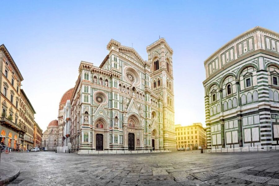 Private Tour of Florence Cathedral, Bell Tower & Baptistery - Baptistery of San Giovanni: octagon shape, big art, and good timing