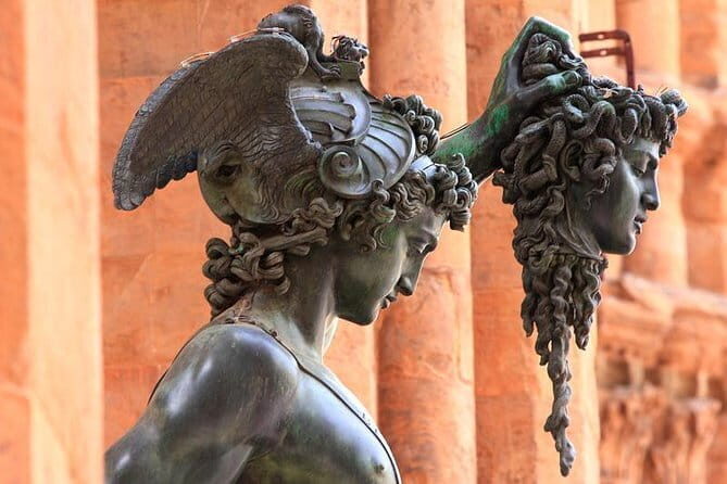 Private Tour of the Dark Heart of Florence at Sunset - Via Maggio: love story rumors—poison or illness?
