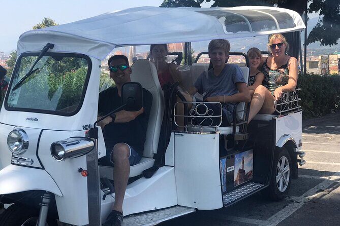 Private Tour of the Historic Center of Florence by Golf Car - The 40-Minute Historic Center Stop: Small Streets, Big Stories
