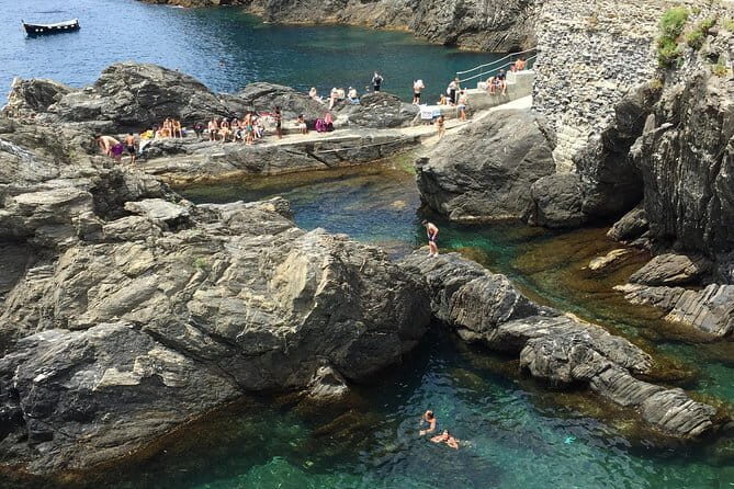 Private Tour to Cinque Terre in English, Español and Purtuguês - The Road Trip to the Coast: Starting 8:00 and Setting Your Expectations