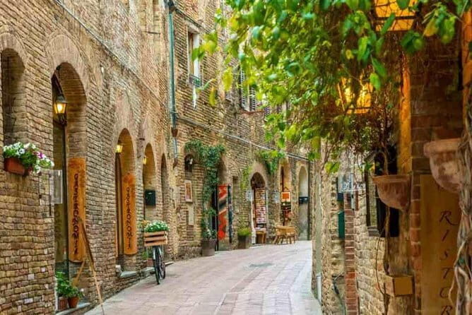 Private Tour to Siena and Montalcino from Florence - Siena First: Piazza del Campo and the Cathedral Time Box