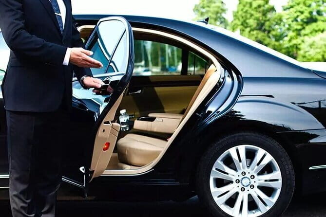 Private Transfer from your Hotel in Florence to the Airport - Baggage rules: plan for one suitcase, one carry-on