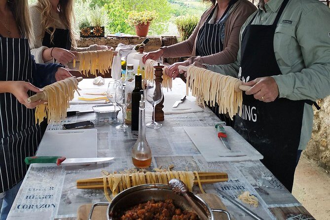 Private Tuscan Cooking Class And Wine Tasting in Radda in Chianti - Key points at a glance