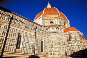 Renaissance Explained Tour in Florence - Meeting at Piazza degli Strozzi, then easing into the lesson
