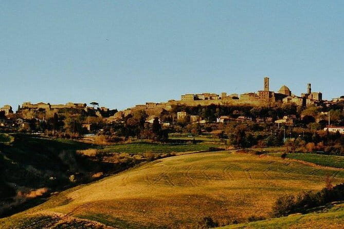 San Gimignano and Volterra private tour: etruscans, romans and middle age jewels - San Gimignano: tower views, UNESCO streets, and a chance to wander