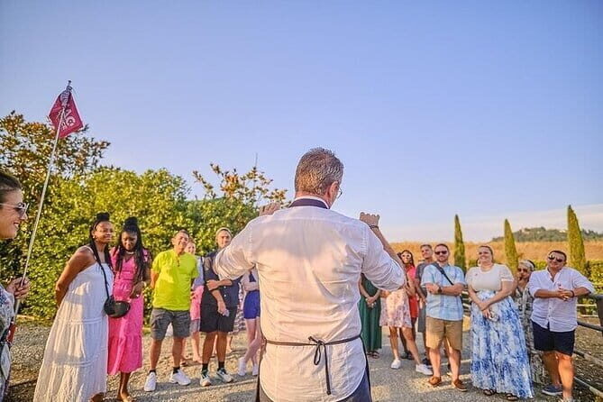 Semi-Private Chianti Wine Tour with Dinner in Tuscany Vineyard - Getting out of Florence: 3:00 pm departure that sets the mood