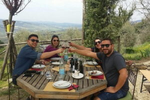 Sidecar tour in Florence and Chianti with wine tasting and lunch - Luiano Winery in Chianti: historical cellar + wine tasting lunch
