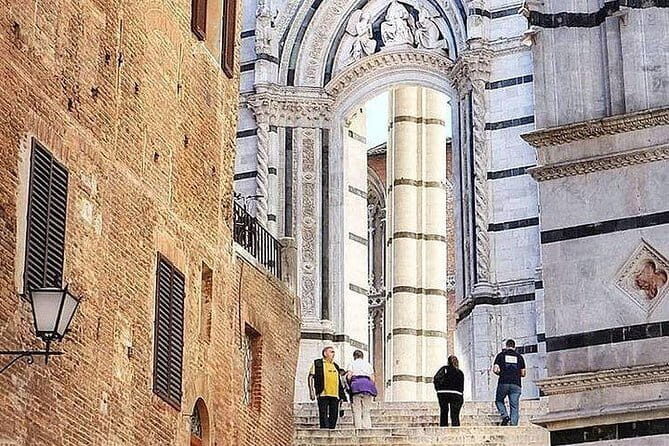 Siena and Chianti Wineries Excursion by Private Luxury Van from Florence - Siena’s Centro Storico: the Piazza del Campo and a cathedral you can’t miss