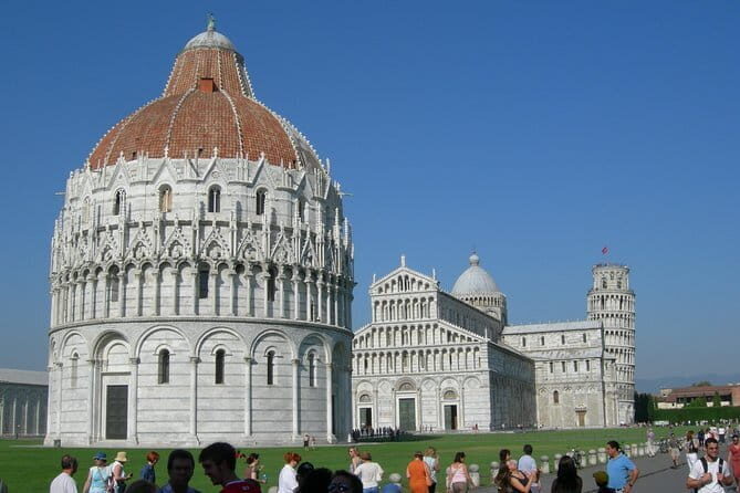 Siena San Gimignano Pisa Escorted Transport and Optional Lunch - Escort and timing: what the guide does (and why it matters)