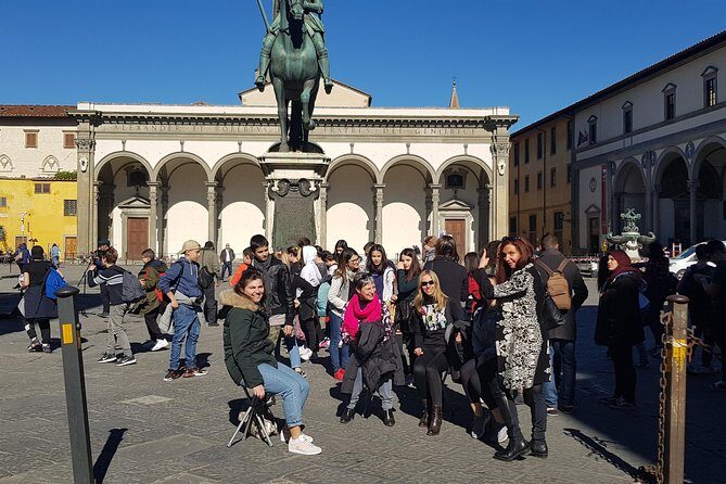 Sit and walk Florence tour with Gelato - Seeing more than you walk: Uffizi and Vasari Corridor from outside