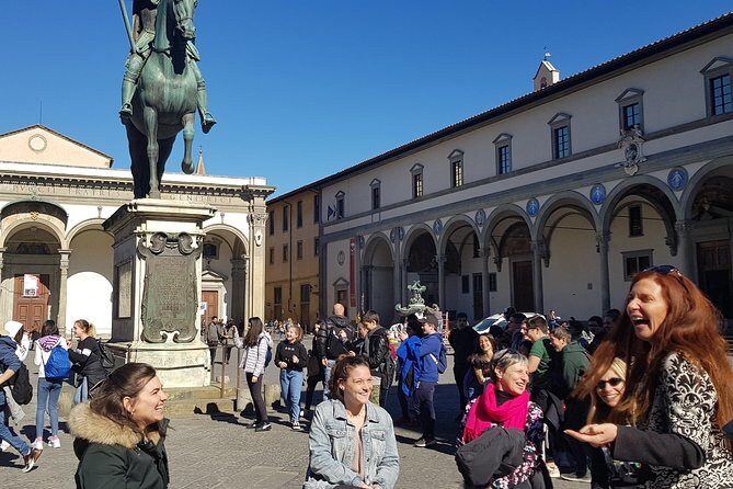 Sit and walk Florence tour with Gelato - The stool-and-headset comfort setup