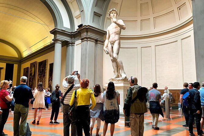 Skip the line, Don't skip the David - Skip-the-line David at the Accademia: What this tour really gives you