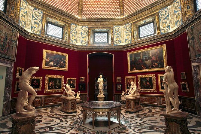 Skip the line Uffizi and Accademia private guided tour - Should you book this skip-the-line Uffizi and Accademia tour?