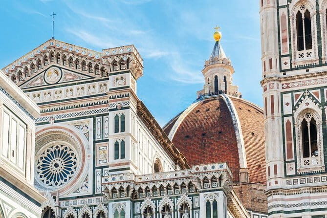 Skip the line: Uffizi small group and walking tour of Florence - 10:00 meeting point and the quick Florence orientation walk