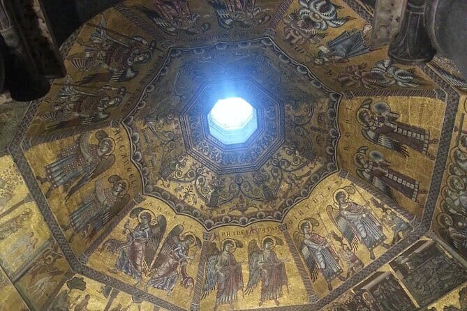 Small Group Discovery Tour of Florence - Basilica di Santa Trinita chapel frescoes: learning to read art