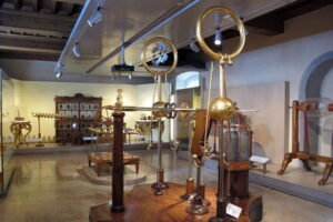 Small-group Guided tour of Galileo's Museum - Where You Meet in Florence (and How to Plan Your Day)