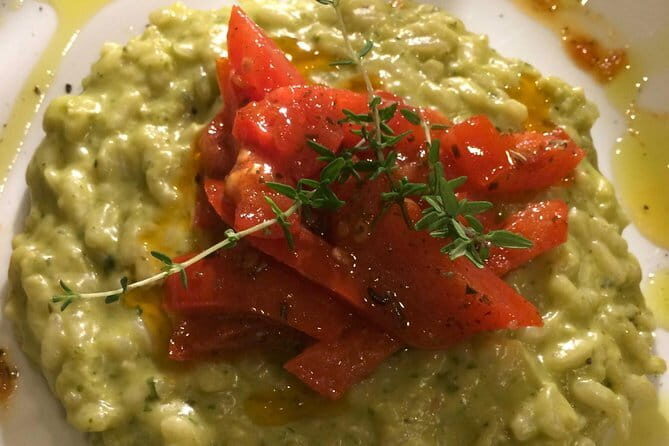 Small group PURO Vegan pasta and bruschette Class in Florence - Why this vegan pasta class feels like Florence, not a food show