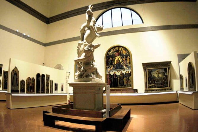 Small Group Skip the Line Galleria della Accademia Guided Tour - Michelangelo’s David: what the tour actually helps you notice