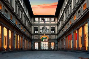 Small Group Uffizi Gallery Guided Tour - Where you meet: Leonardo da Vinci statue at Piazzale degli Uffizi