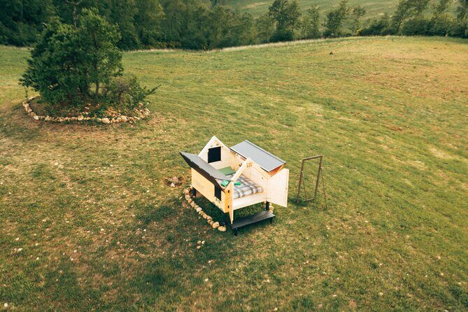 Stellar PicNic: Delight at sunset in the Tuscan countryside - Setting the Scene at Podere Santa Francesca (Maremma hills, sunset mode)