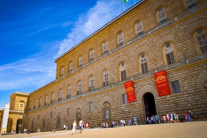 The Best Of Classic Florence - Private Tour - Piazza della Repubblica: Roman layers, a triumphal arch, and classic café energy