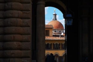 The Best of Florence Private Walking Tour with a Local Guide - Between Squares: Medieval Towers, Narrow Streets, and How Florence Used to Work