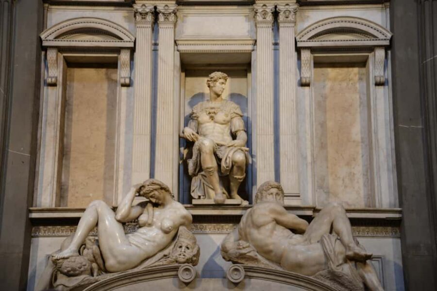 The places of the Medici family: the Palace and the Chapels - Skip-the-line guidance: saving time for the parts you want