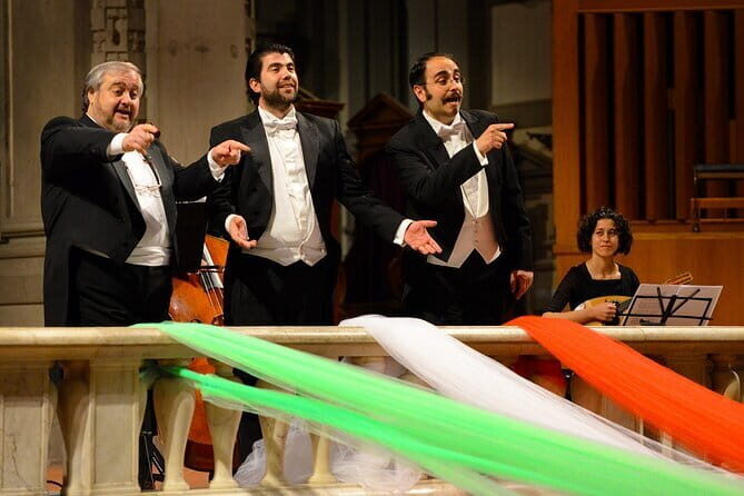 The Three Tenors at Zeffirelli Museum - The chamber ensemble: mandolin, double bass, and piano