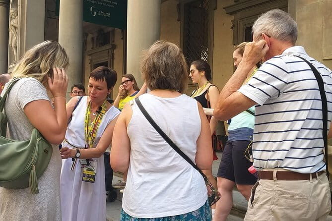 The Uffizi discovery tour with your private guide in Florence - Where to meet and how pickup works in Florence