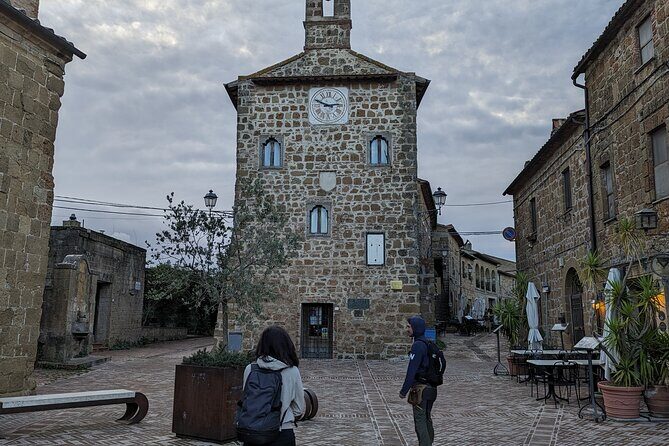 Tomb Hunting and Trekking Adventure in Sovana - Key Things I’d Prioritize