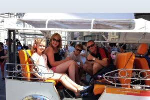 Tour panoramic di firenze o in golf cart etuktuk (Minimum 2 PAX) - Audio Guide on Wheels: What Works and What to Watch