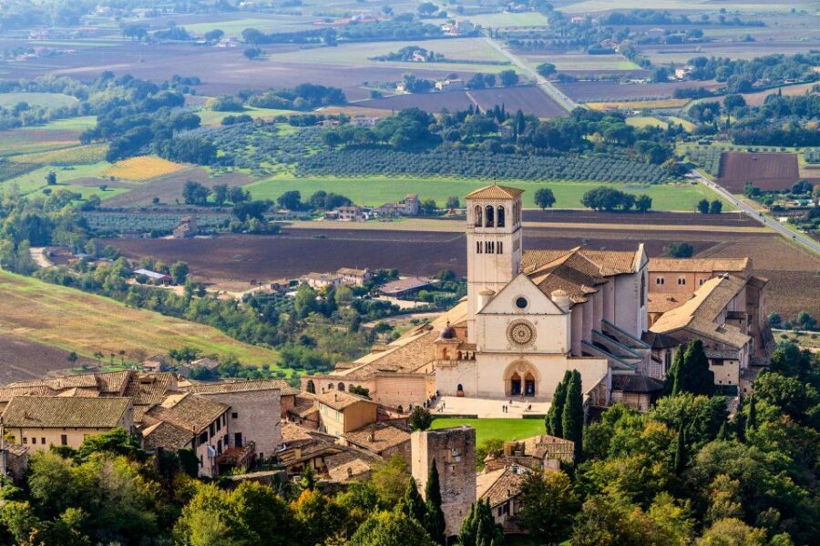 Transfer Between Florence and Rome with Sightseeing Stop - Key points before you go