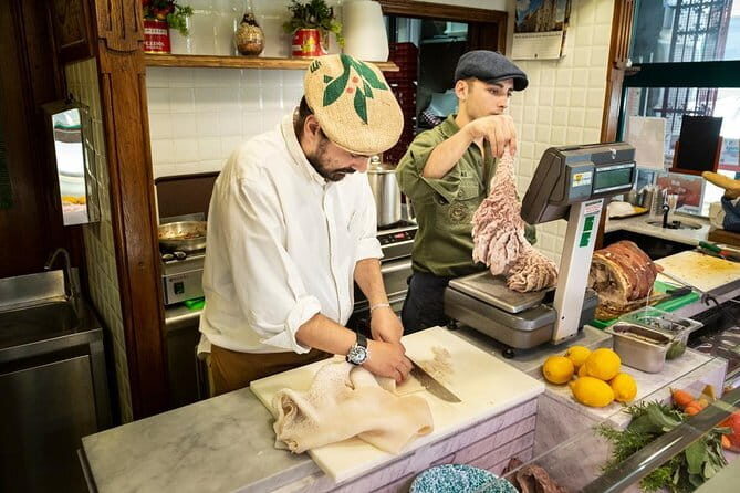 Tripe and Lampredotto at the Central Market - The drink plan: wine or beer, or soft drinks