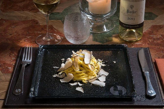 Truffle hunt, Lunch, Horse riding, a top half-day near Florence - The 1-Hour Horse Ride in the Tuscan Hills (Beginner-Friendly, Real Views)