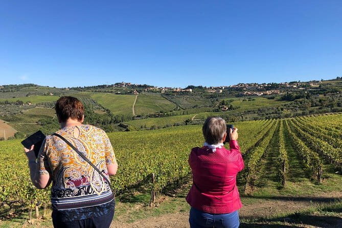 Tuk tuk in Chianti - Greve in Chianti square: your first 30 minutes
