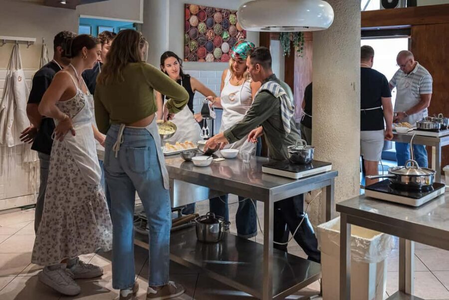 Tuscan Cooking Course with Florence Central Market Visit - Key highlights at a glance