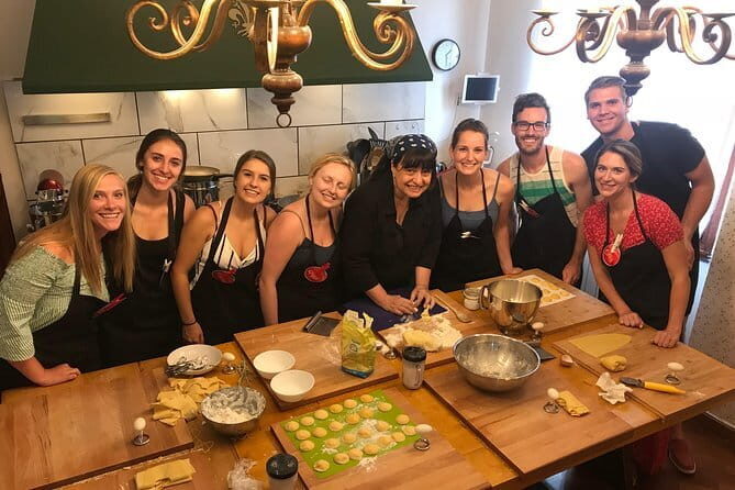 Tuscan Pasta Masterclass Small-Group Cooking Experience - Where the class starts near St Trinity Bridge