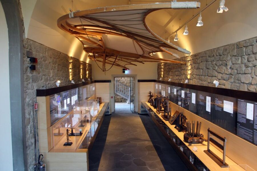 Tuscany: Leonardo da Vinci – Oil and Wine Discovery Tour - Meeting point at the National Library: the day’s logistics made simple