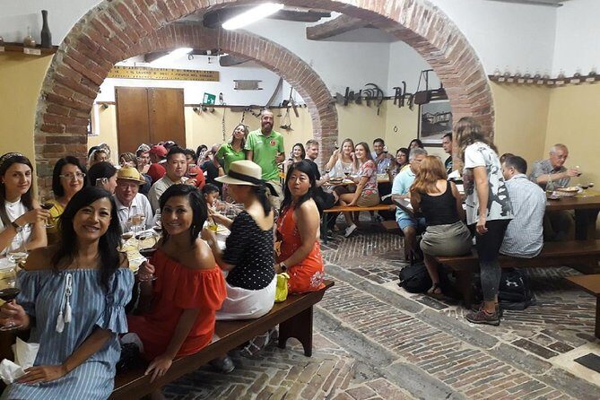 Tuscany Wine & Hills from Florence - Small Group - Montalcino Winery Time and Brunello di Montalcino Tastings