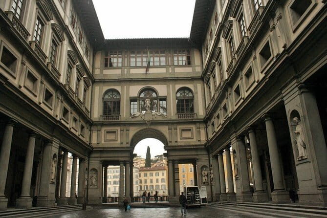 Uffizi Gallery Private Tour with 5-star Guide - Price and Value: Is $180.72 Per Person a Good Deal?