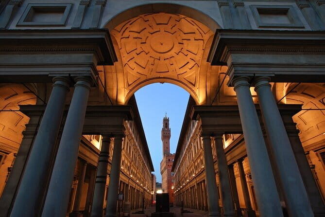 Uffizi Gallery private tour with skip the line ticket - Your first stop: entering the Uffizi and getting the big-picture timeline