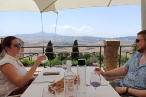 Val d'Orcia Brunello Wine Tour with Montalcino and Montepulciano - Getting There: 8:00 am Start and a Proper Full-Day Rhythm