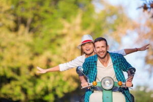 Vespa Motorcycle rental in Florence - Picking up your scooter at Florence Station (Via Ventisette Aprile)
